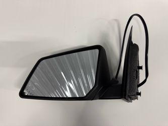 09-16 Chevy Traverse, GMC Acadia, 08-10 Saturn Outlook Left Side/ Driver Side Single Mirror With Pow