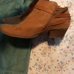 Brown Old Navy Ankle Booties