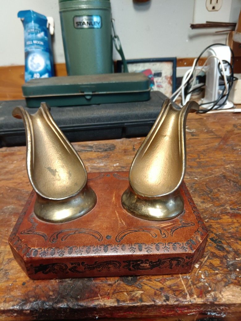 Antique Brass Pipe Stand