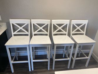 White barstools