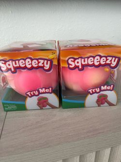 Squeeezy Peach Squishy