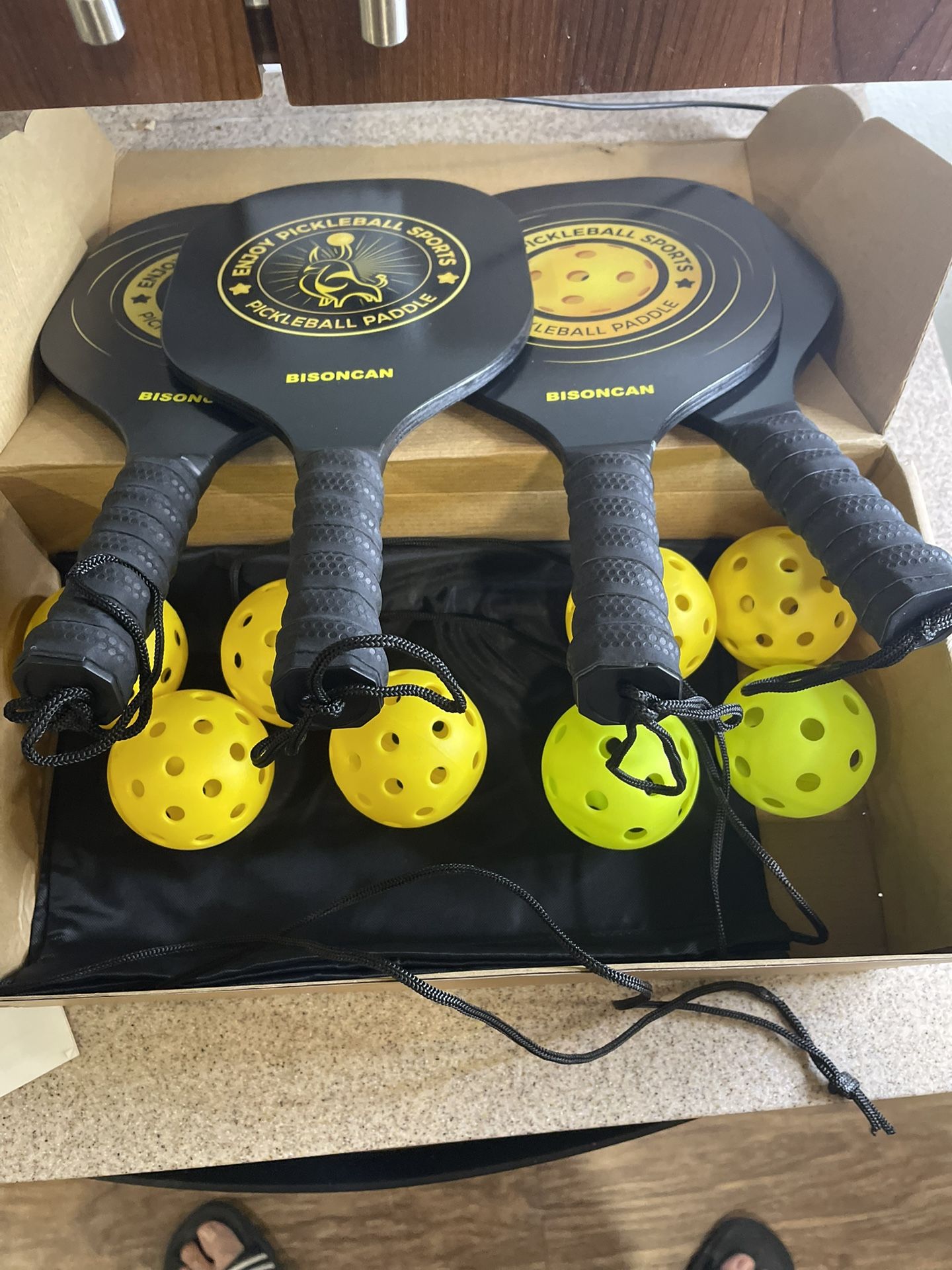 NEW PADDLE SET