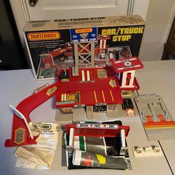 Vtg MATCHBOX Highway Express Car Truck Stop Lesney Playset incomplete damage