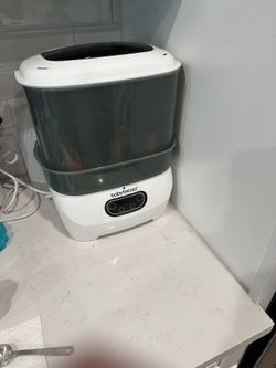 Baby Brezza Bottle Sterilizer