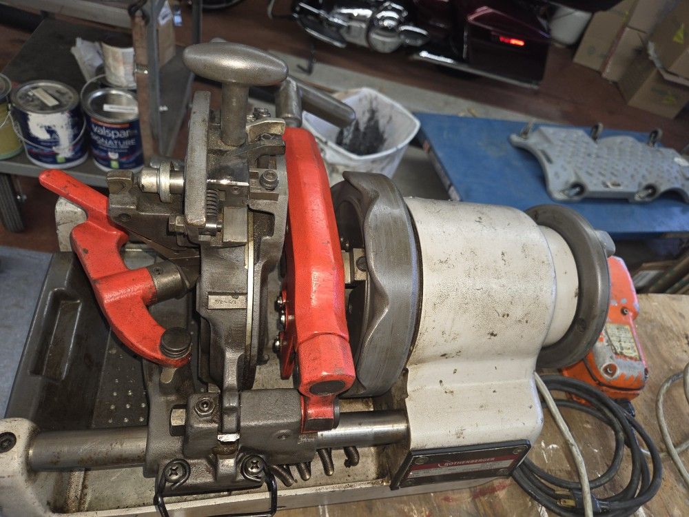 Rothenberger Pipe Threading Machine