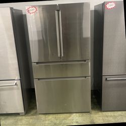 Bosch Four-Door French Door Refrigerator QP