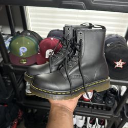 Dr Martens 1460 Boots