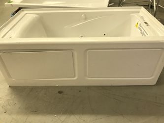 60”x32” jacuzzi tub