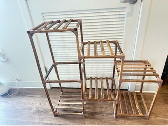 Plant 🪴 or storage rack