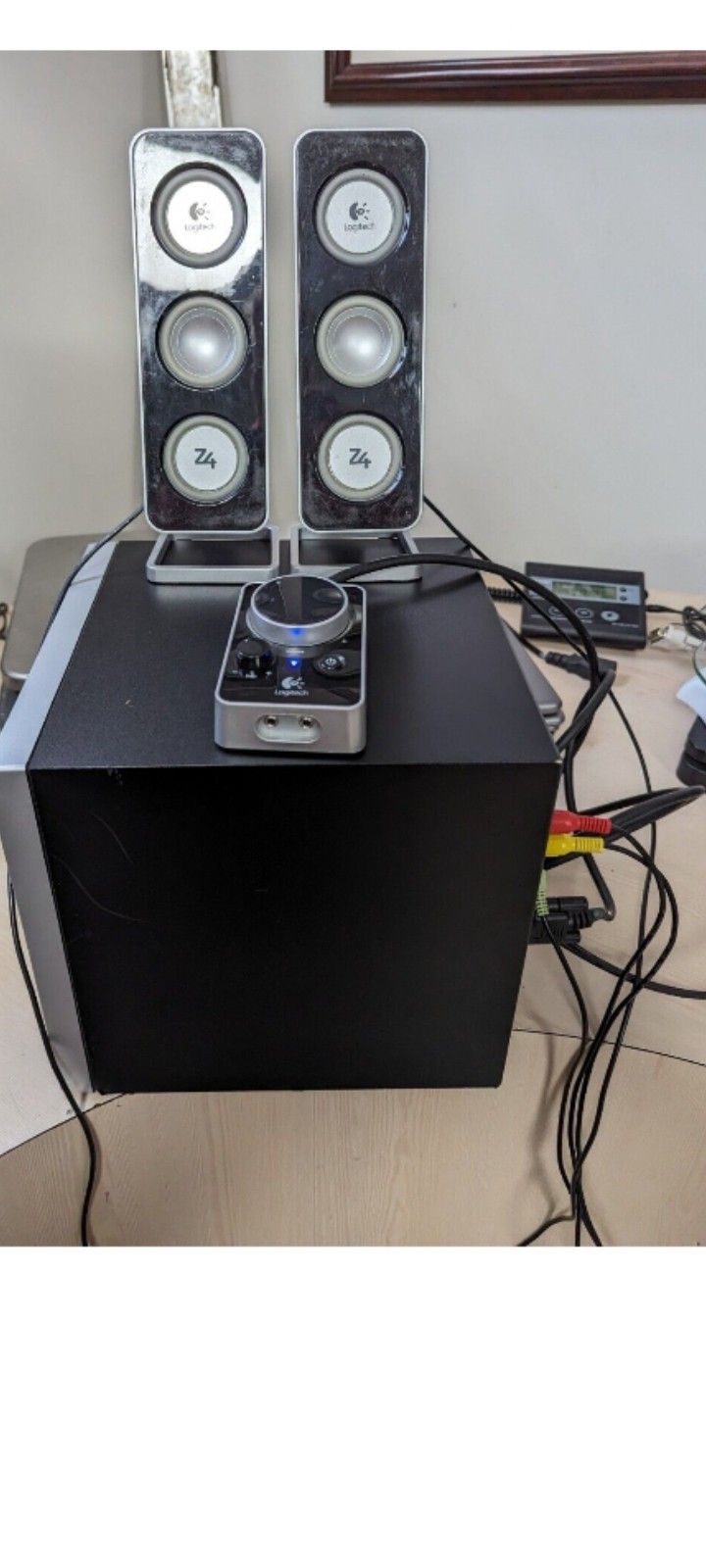 Logitec Computer Speakers With Subwoofer