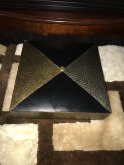 Decor box or jewelry box
