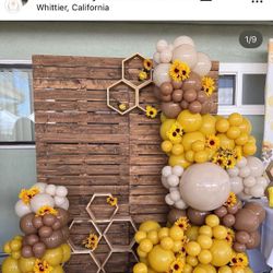 Bee Baby Shower Decor