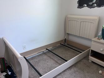 Twin bed and nightstand set
