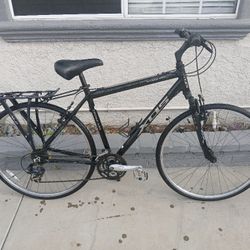 Men's 700c Xds Cross 200 Hybrid Bike 