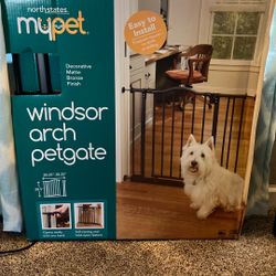 Pet gate