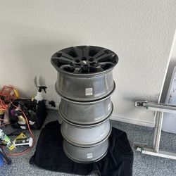 2015-2022 Chevy Colorado Midnight Edition Rims