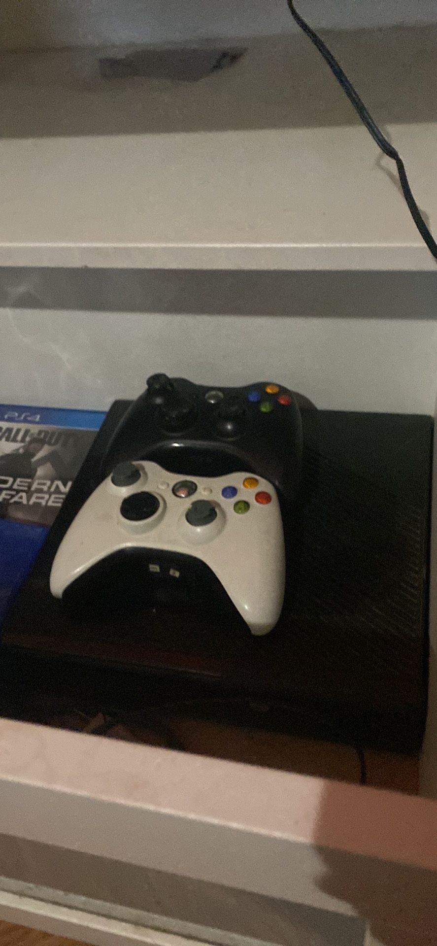 Xbox 360 With Controllers 