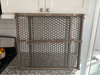 Free baby gate