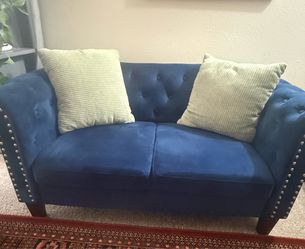 Love seat