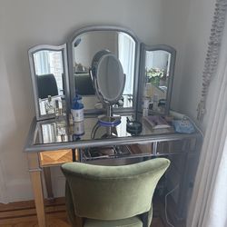 Pier 1 vanity