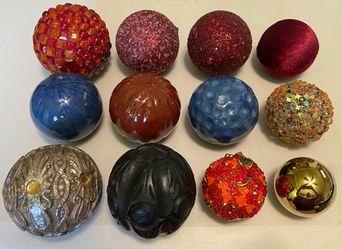 DECORATIVE VINTAGE CENTERPIECE BOWL FILLERS