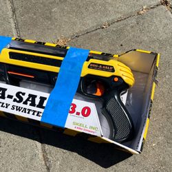 Bug-A-Salt 3.0 Yellow Edition Fly Gun Insect Eradicator New In Factory Box