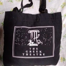 Women's TOT BAG WITH BLANKET 