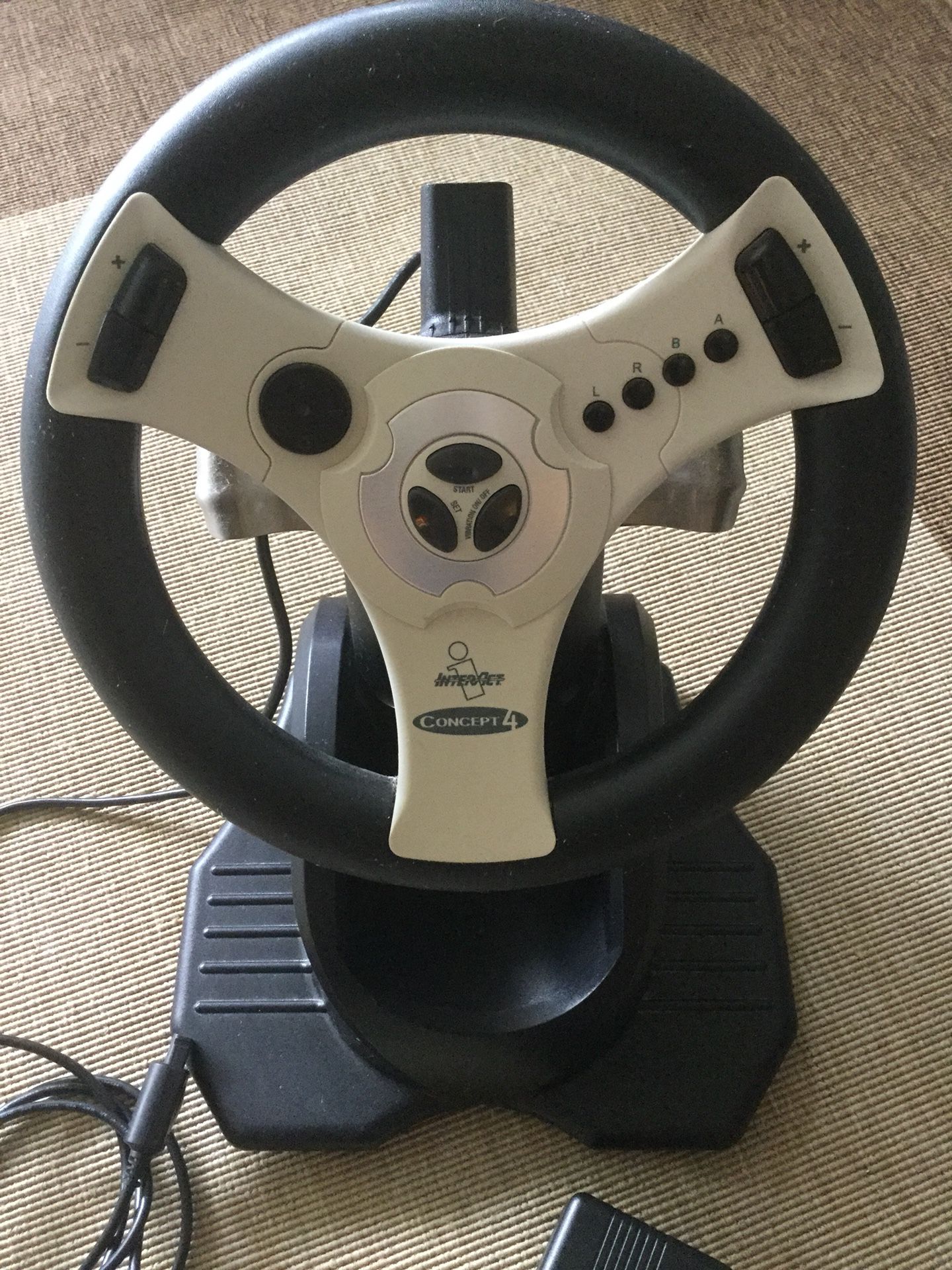 Dreamcast analog powered-steering wheel/ Great for Dreamcast racing simulators force resistance 😁🎧 🏎