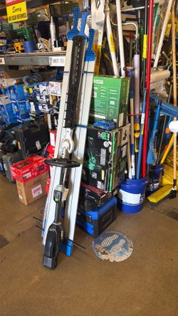 Ego 56 volts 21- in hedge trimmer commercial carbon fiber short pole