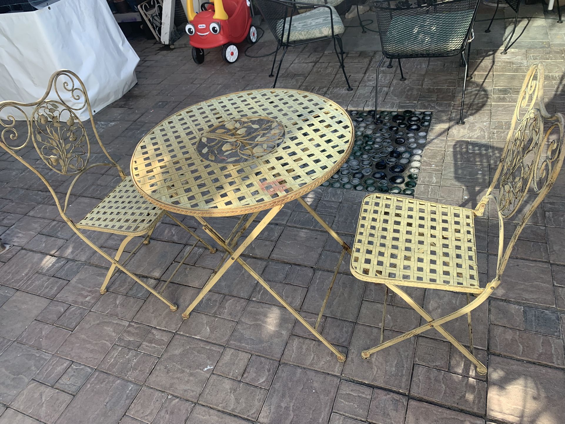 Garden Metal Set 1 Table 2 Chairs