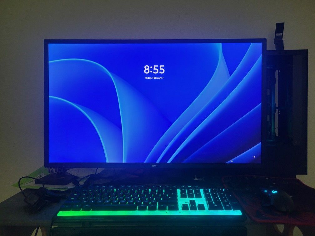 32" LG 4k 60hz Monitor