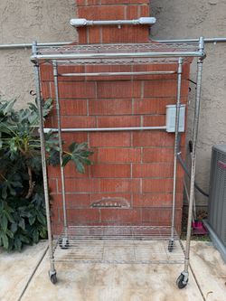 clothes rack /storage