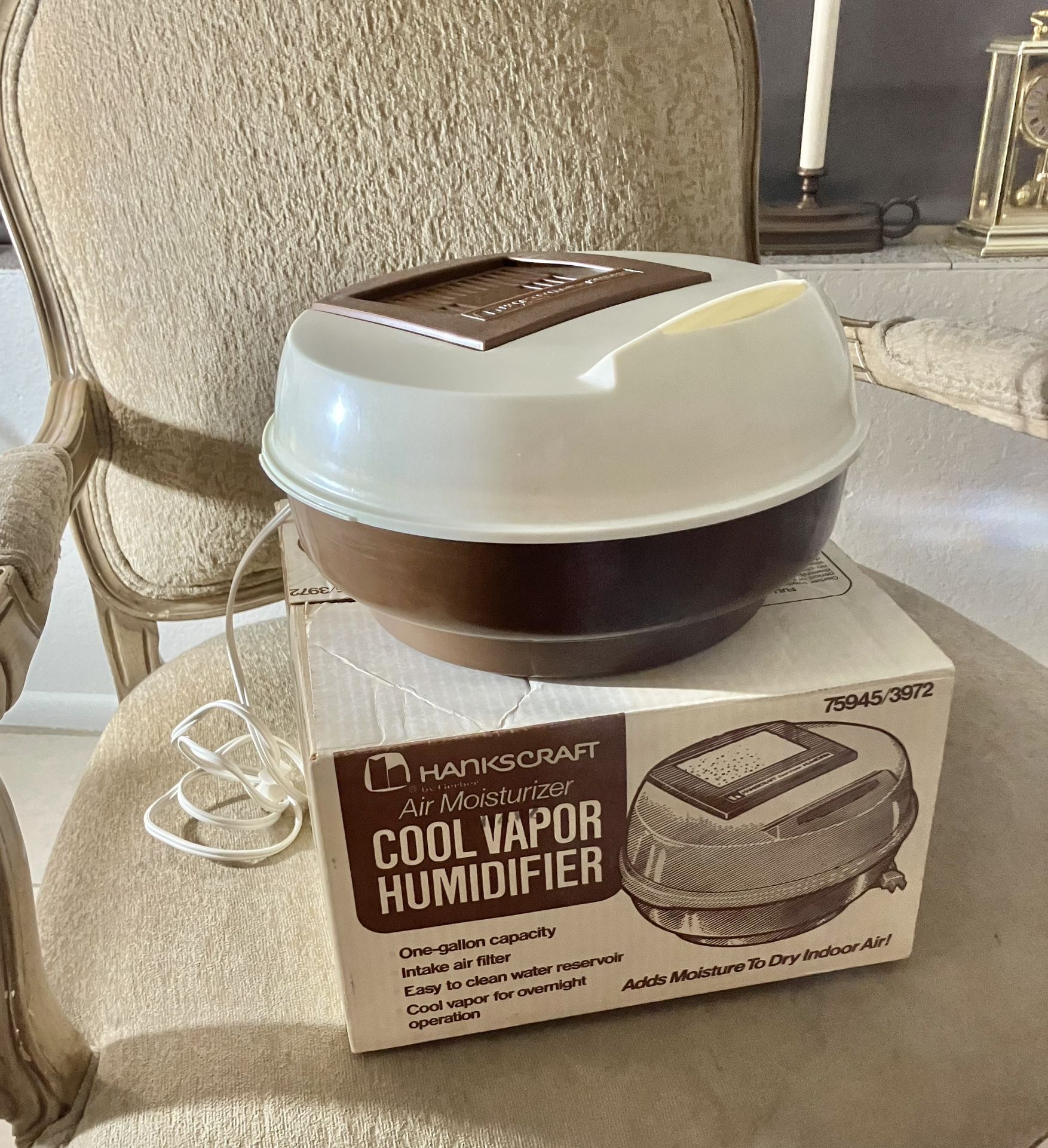 Vintage Hankscraft Cool Vapor Humidifier