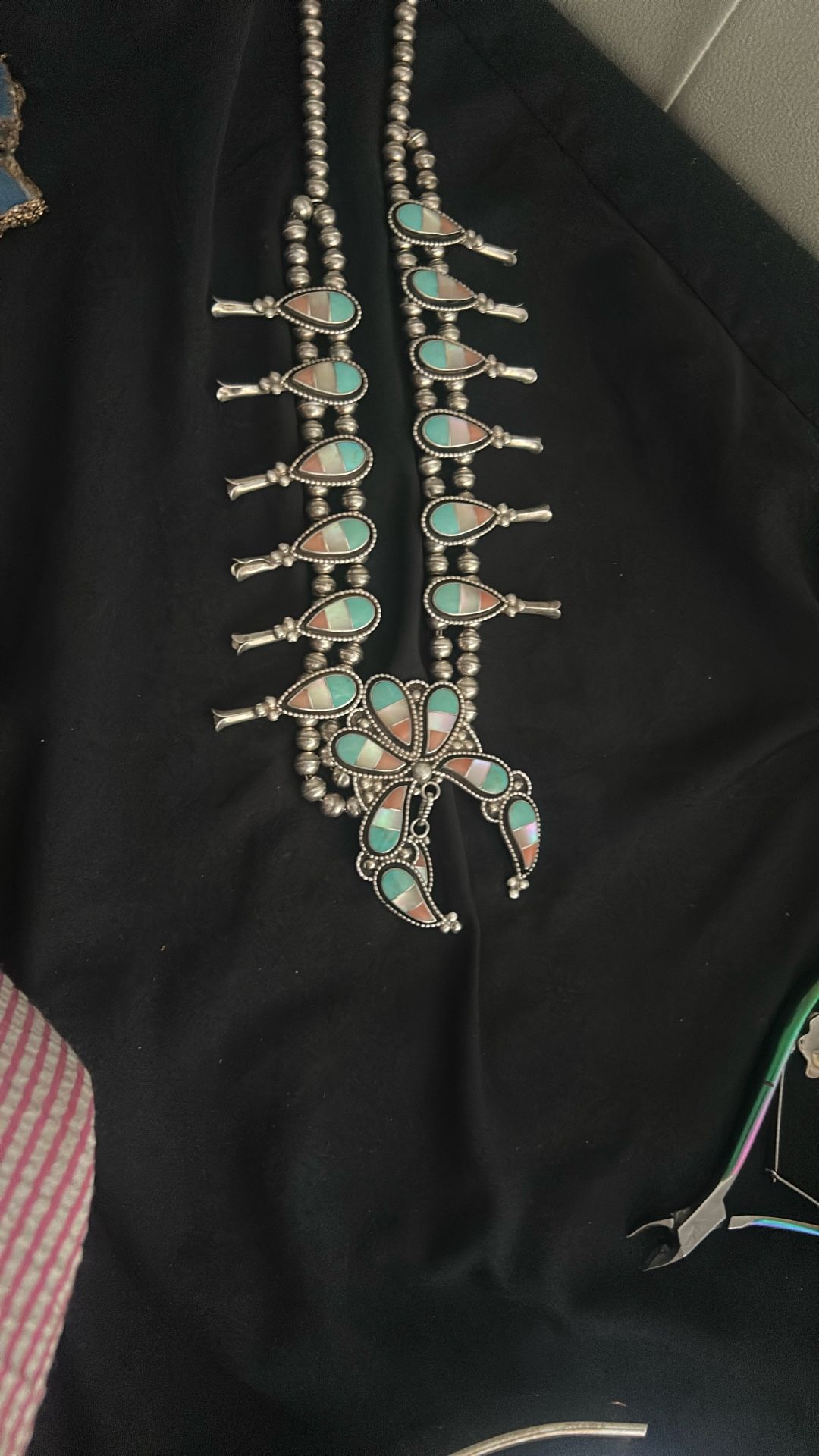 NATIVE AMERICAN JEWELRY SILVER SQUASH BLOSSOM NECKLACE