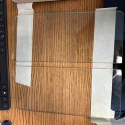 55-57 Vent window glass