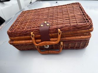 Wicker Picnic Basket with Leather Latch