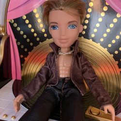 Bratz Boy Doll - Cool Look With Sunglasses 