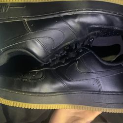 Brand New Nike Air Force 1 Low (Black - Size 10) MINT CONDITION