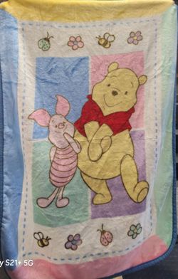 Vintage Disney Winnie The  Pooh baby blanket