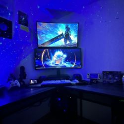 Samsung 32" Odyssey Neo G7 4K UHD 165Hz 1ms G-Sync 1000R Curved Gaming Monitor, Quantum HDR2000