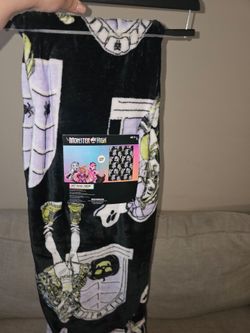 Monster high Halloween blanket