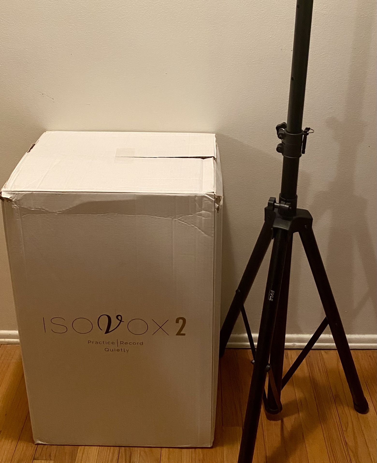 ISOVOX 2 (Portable Vocal Recording Booth)