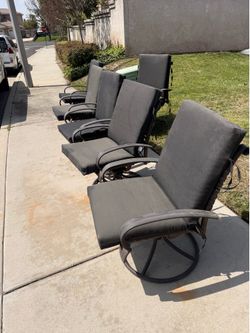 6 chairs and a table for outdoors/ NEEED GONE