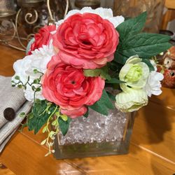 Glass vase with flowers