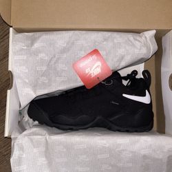 Nike SB Darwin Supreme Black Size 10 