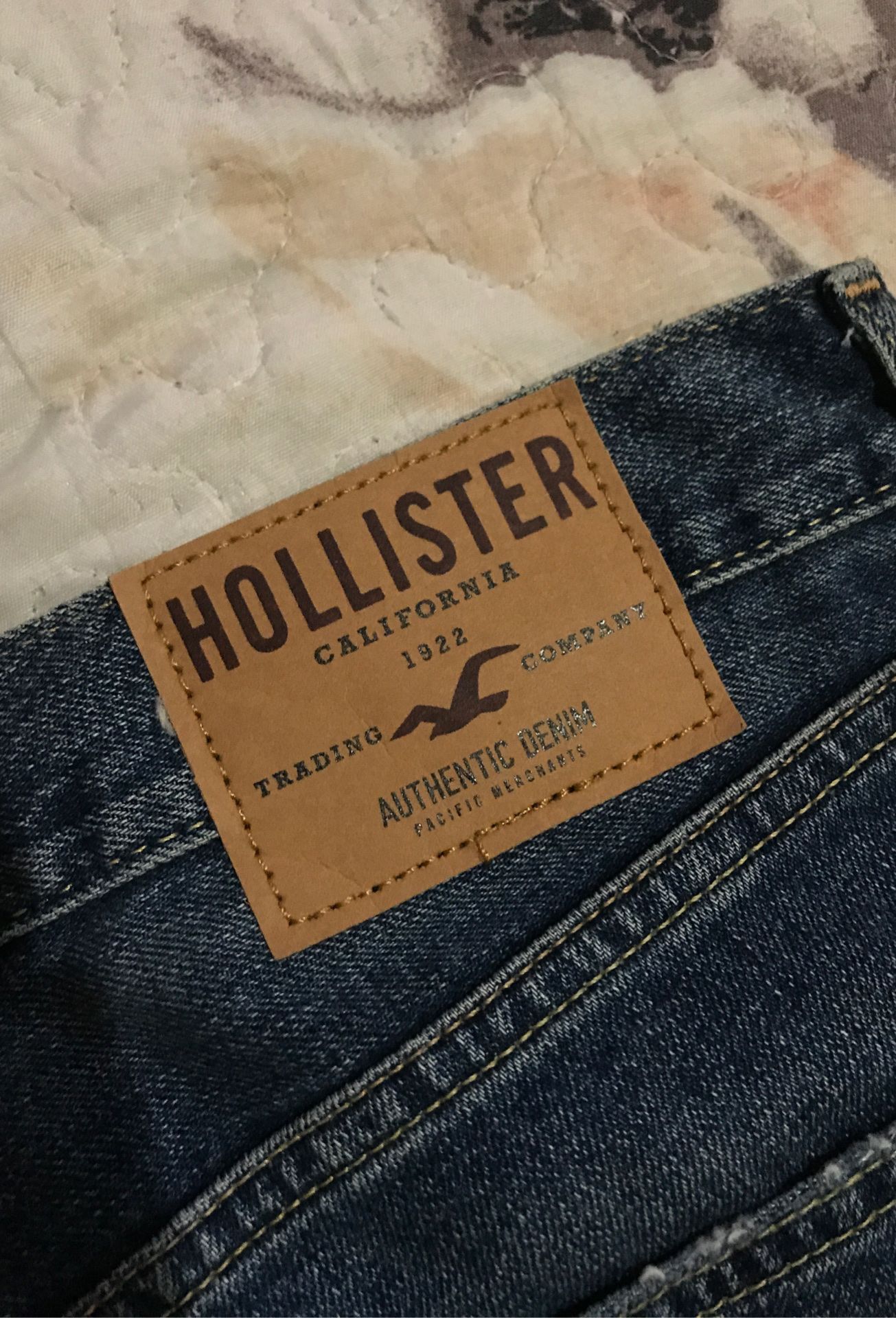 28x30 slim straight hollister pants new !