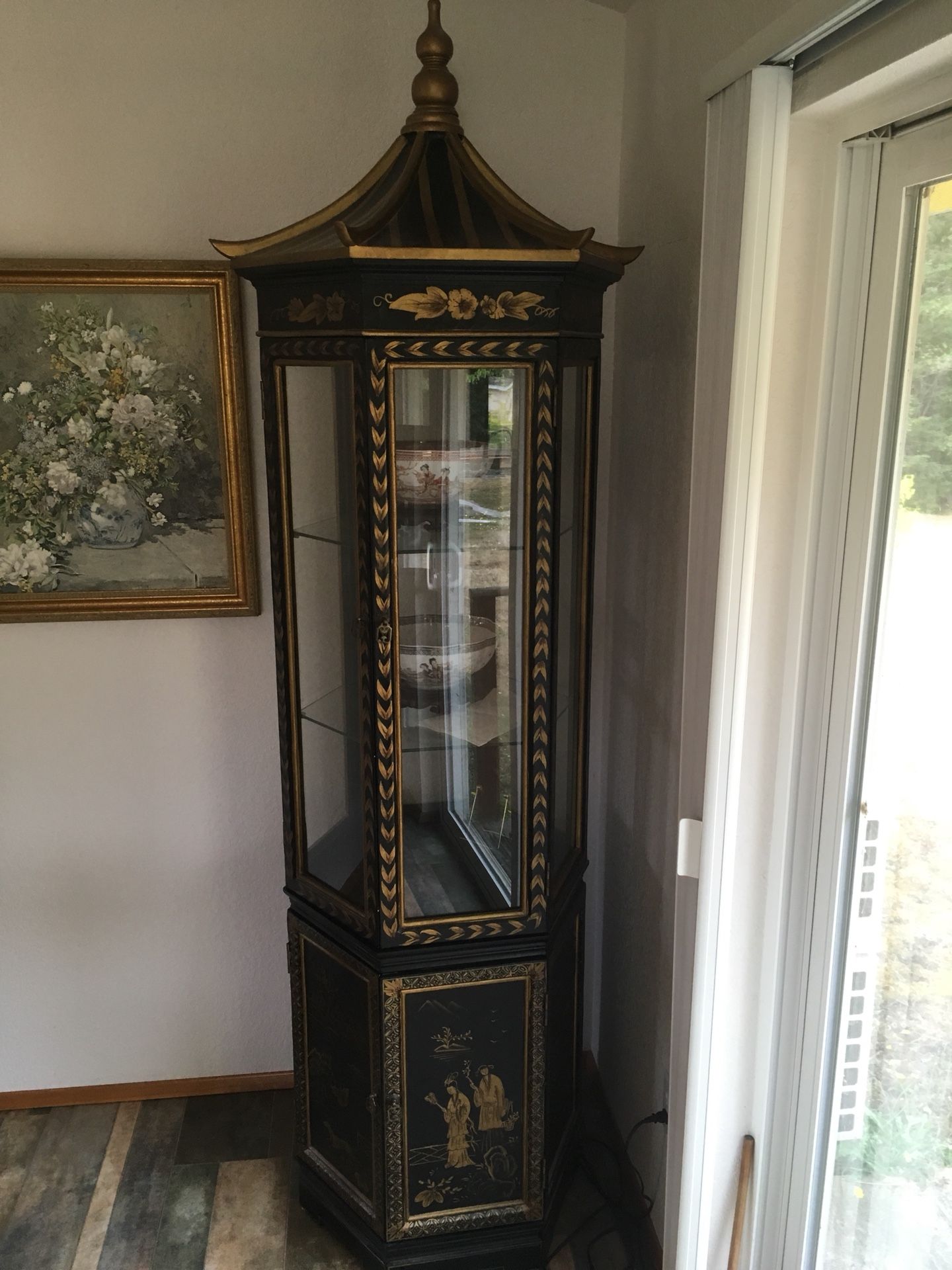 Oriental curio pagoda design hand painted black lacquer gold accents