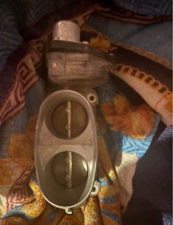 Throttle body stock