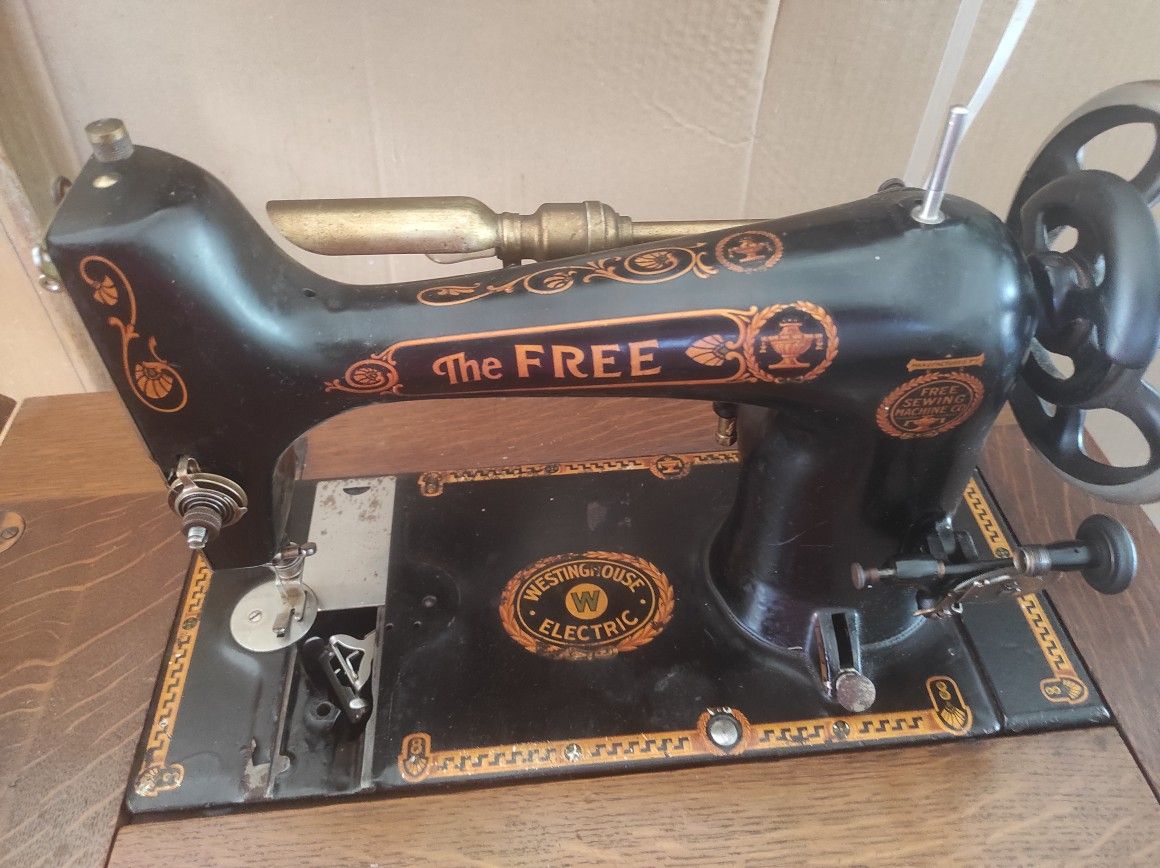 sewing machine free Western house