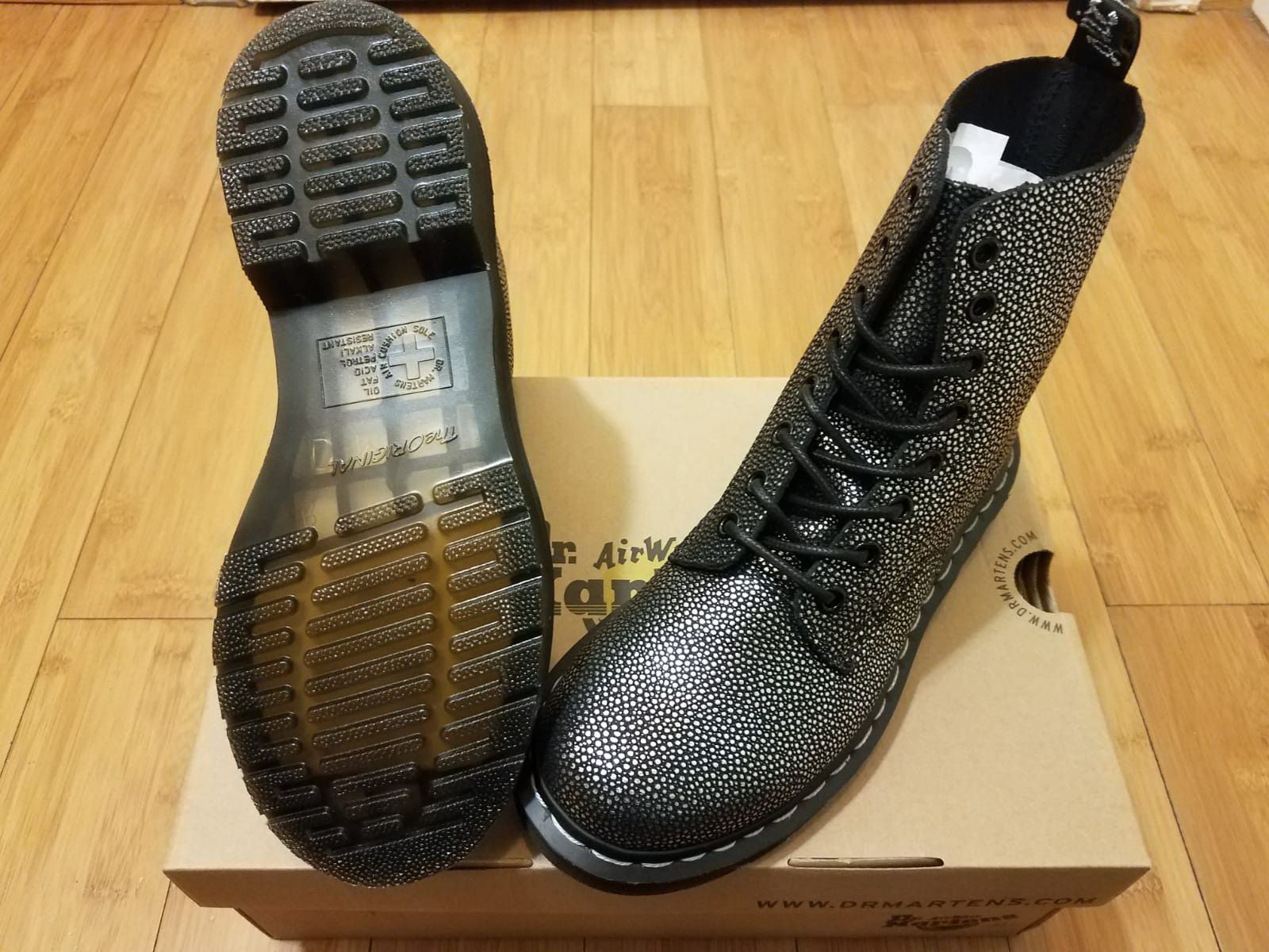 Dr Martens Boots size 7 in women